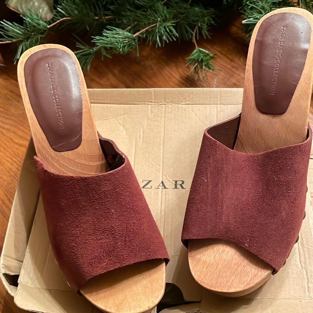 Zara Burgundy Suede Wood-Heel Mules